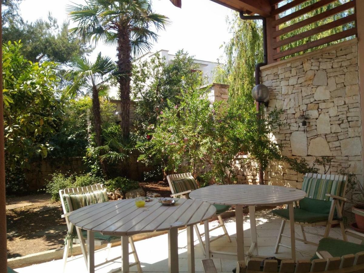 La Pietra Smeraldina Villa Bari Bagian luar foto